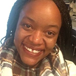 Meet your Posher, Sarina